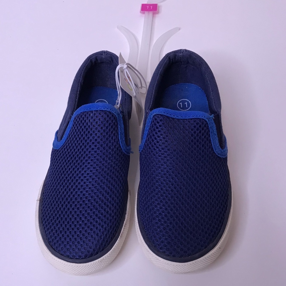 NWT Circo Blue Mesh Slip-on Shoes, 11